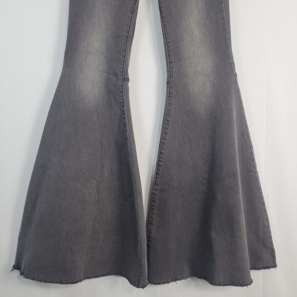 Free People Just Float on Flare Jeans size 26 Washed Black Retro Boho Festival - Picture 4 of 12